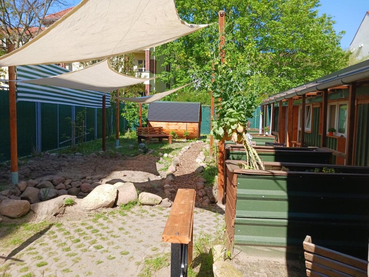 Squat Deluxe Berlin, The Hostel Екстериор снимка