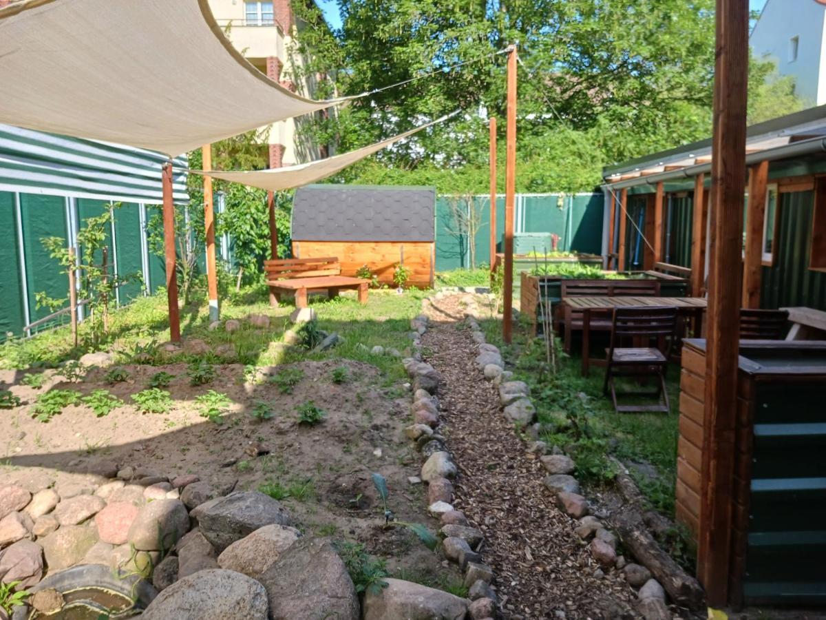 Squat Deluxe Berlin, The Hostel Екстериор снимка