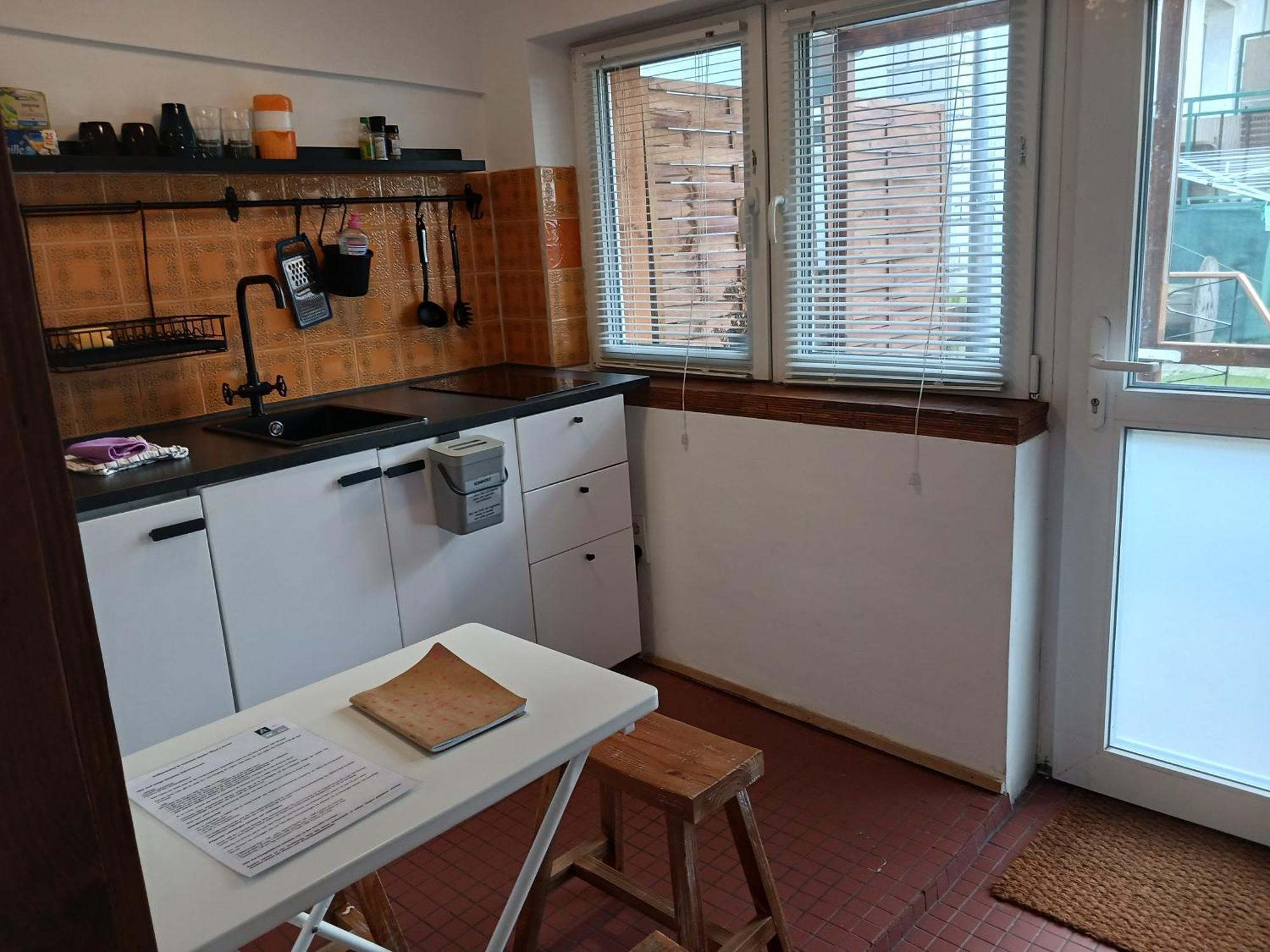 Squat Deluxe Berlin, The Hostel Екстериор снимка