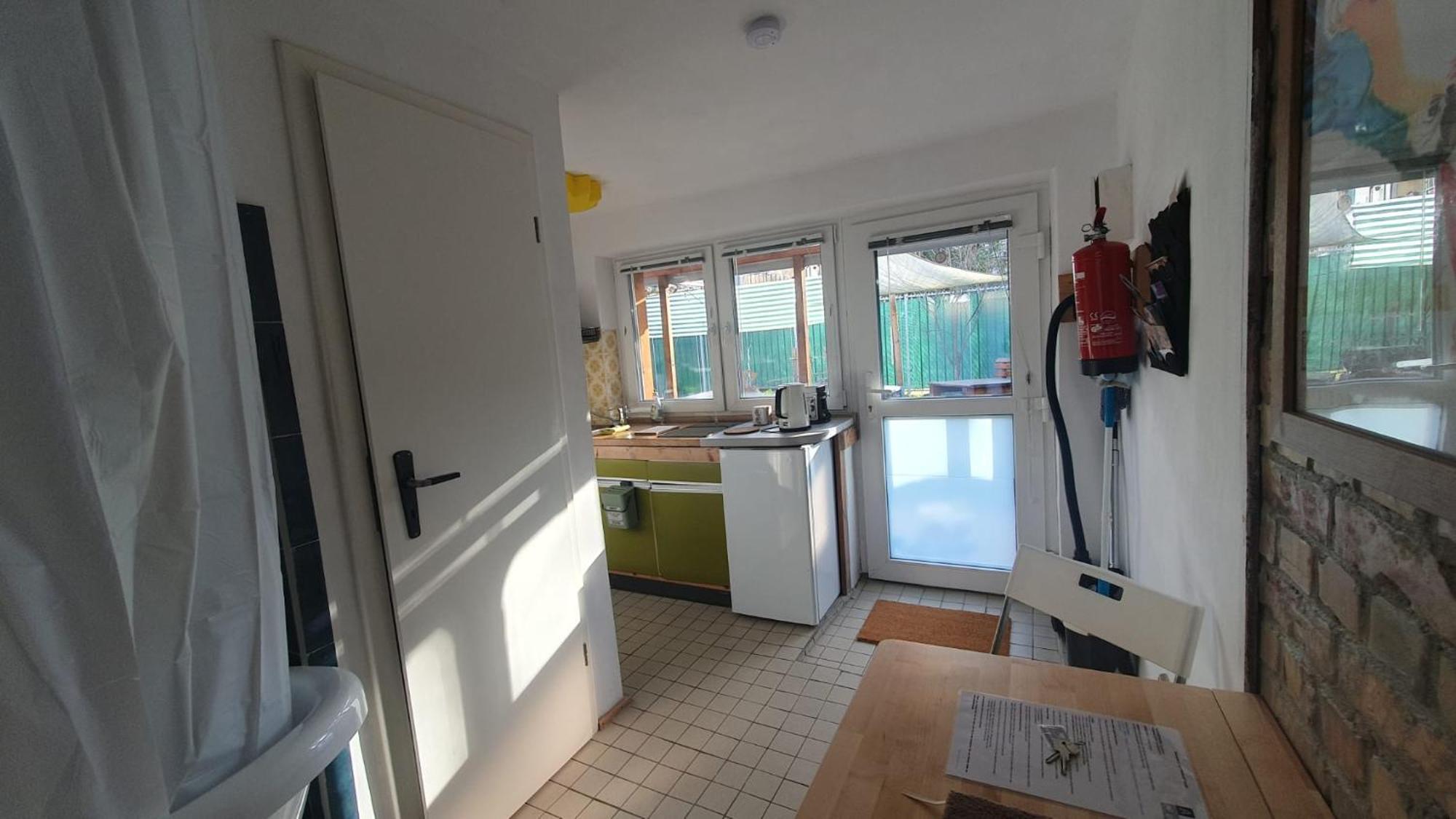 Squat Deluxe Berlin, The Hostel Екстериор снимка